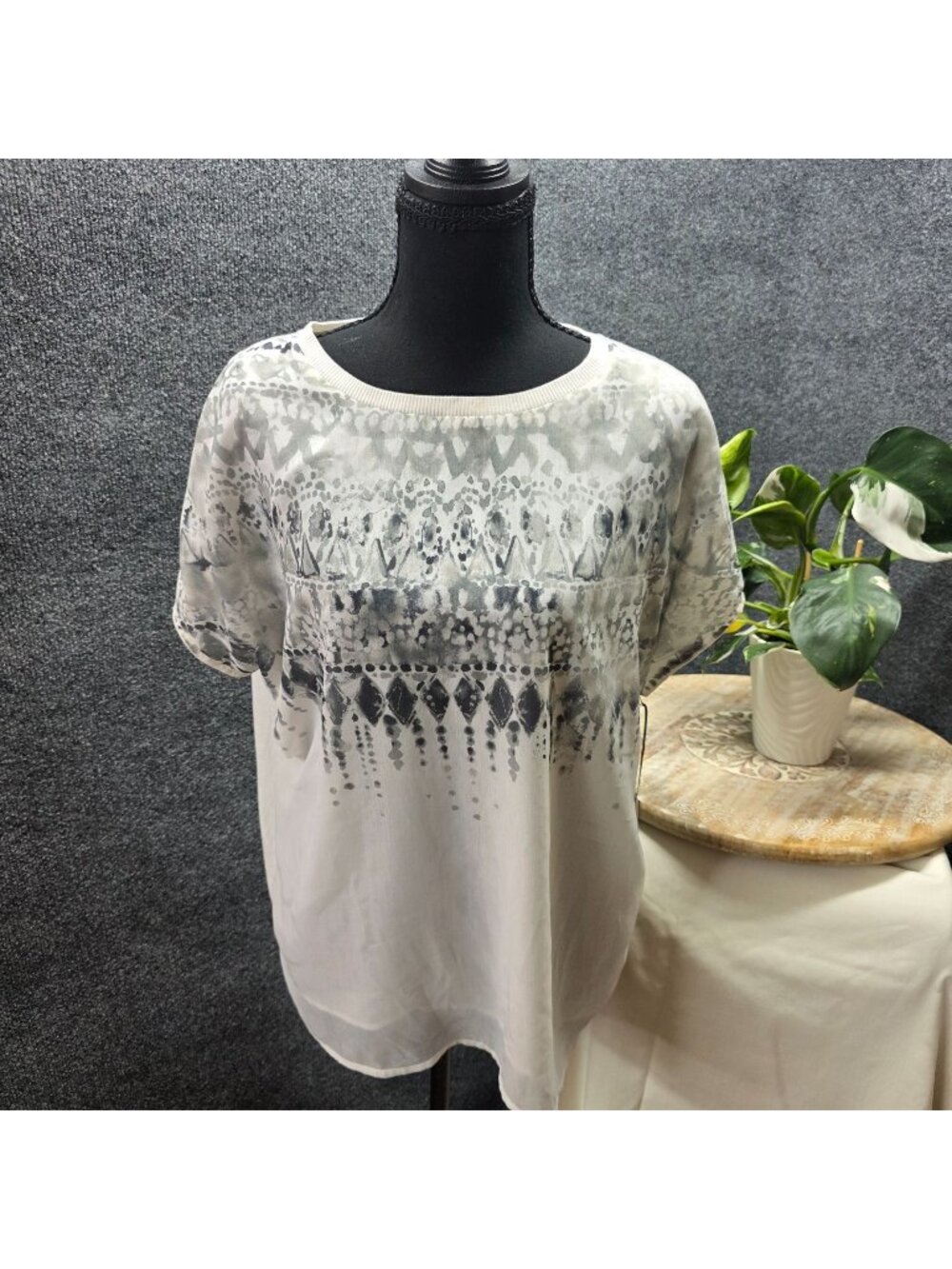 Willow & Clay Matty Top S White Green Abstract Festival Feminine Fairy Artsy